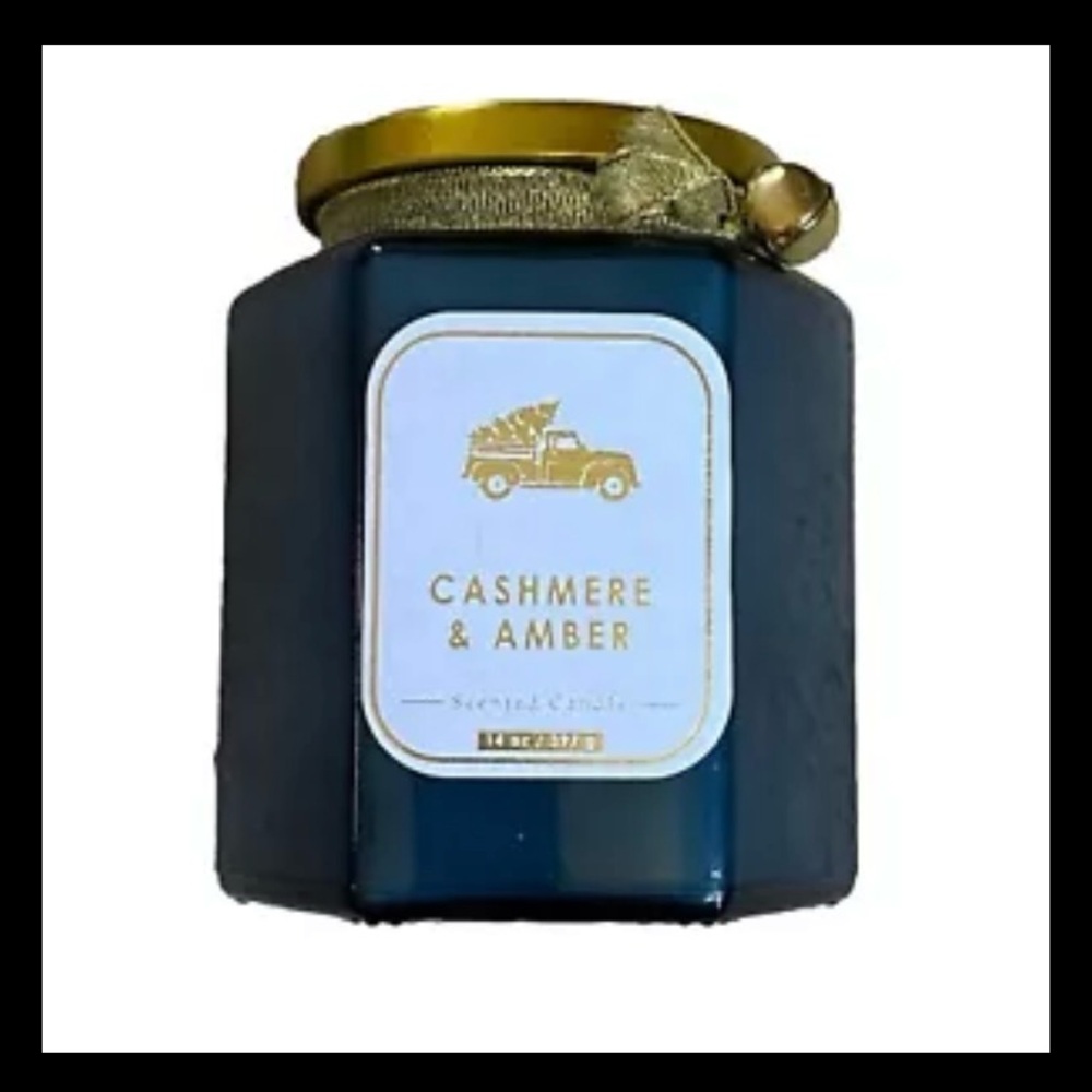 New Big Lots Cashmere & Amber Wax Candle Green Jar Truck Christmas Tree 14 Ounce